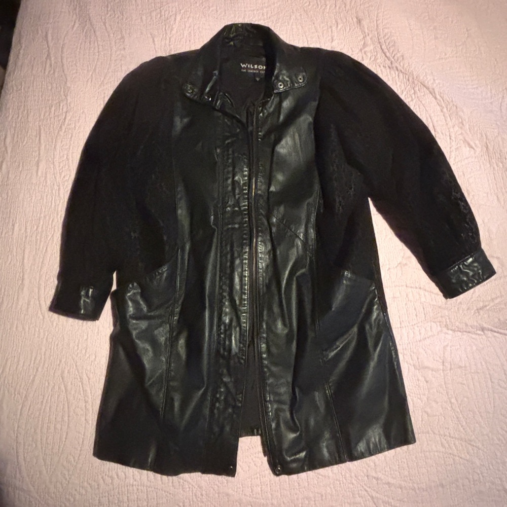 Wilsons VINTAGE Women's Black Leather Jacket MEDIUM